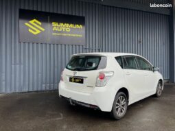 
										Toyota Verso 1.6 D-4D 112ch Dynamic 7 places – CHAÎNE NEUVE, Caméra – Écran, Attelage, Entretien à jour full									