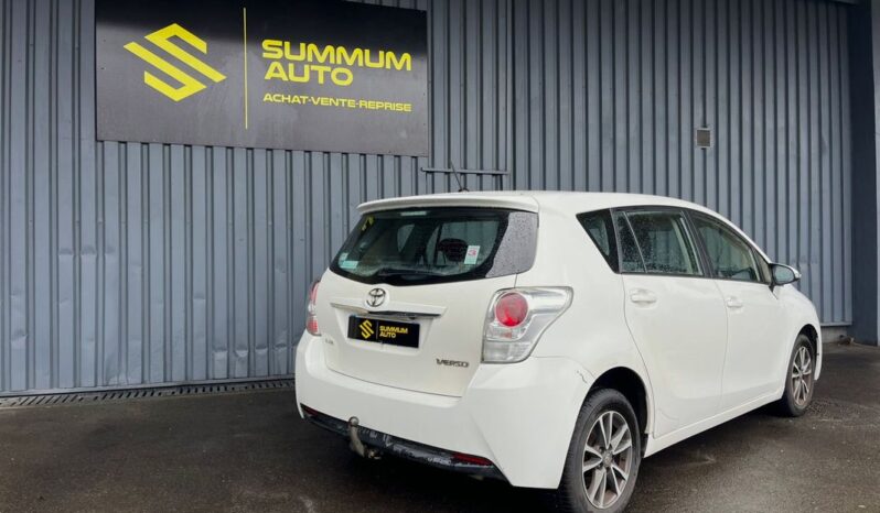 
								Toyota Verso 1.6 D-4D 112ch Dynamic 7 places – CHAÎNE NEUVE, Caméra – Écran, Attelage, Entretien à jour full									