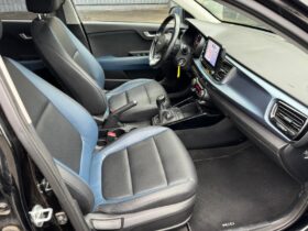🚗 Kia Rio IV 1.0 T-GDI 100ch Blue Edition – 1ère main – Moteur à chaîne – Assistances conduite – Caméra + Écran – Cuir