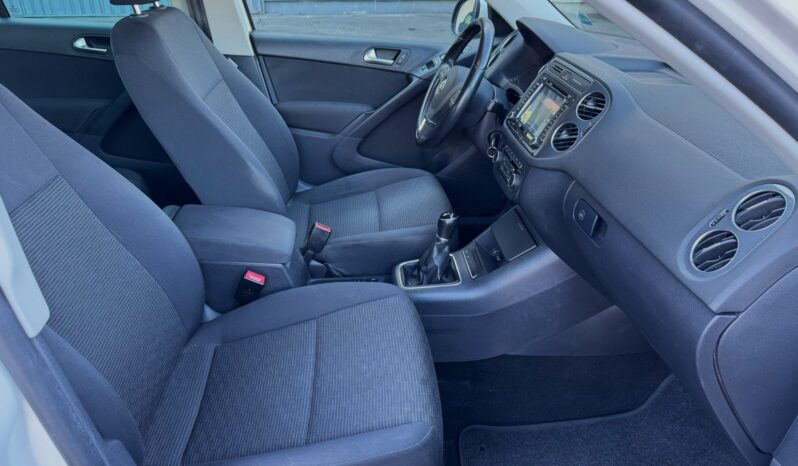 
								Volkswagen Tiguan 2.0 TDI 110ch BlueMotion FAP Edition – Distribution & Embrayage OK – GPS – Caméra – Entretien Suivi full									