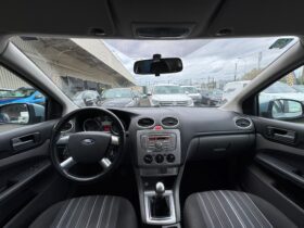 🚗 Ford Focus 1.6 100ch – Distribution neuve – Radar – Clim – Jantes alu – Aucun frais