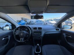 🚗 Volkswagen Polo V 1.6 TDI 90ch Sportline 3 portes – Embrayage + distribution neufs, radar de recul, jantes alu, prête à rouler